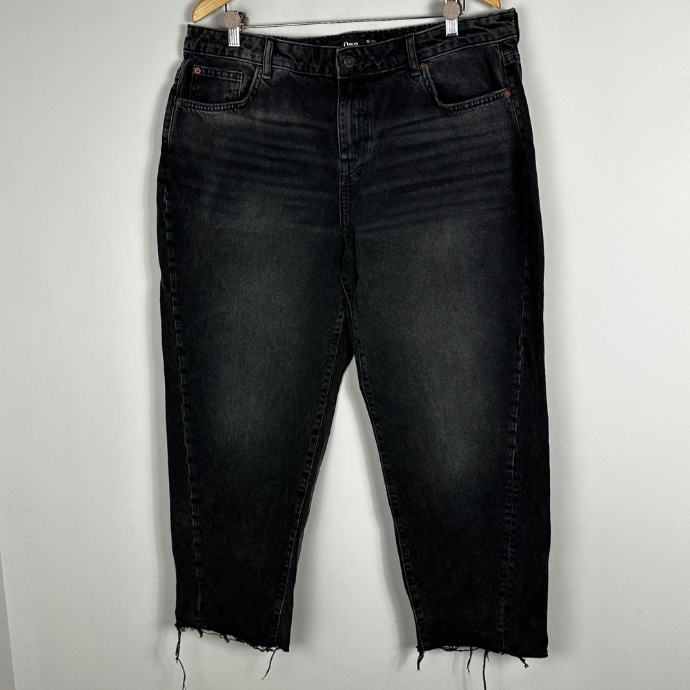 OWN. Black Denim Jeans Womens Size 34 x 30 Raw Hem Zip Fy Straight Leg Stiff Bay